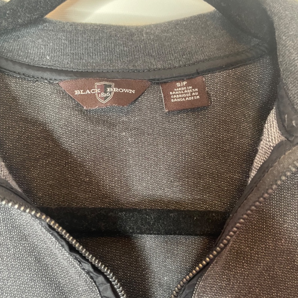 Crewneck - Picture 2 of 3
